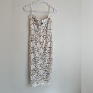 NWT lace dress M